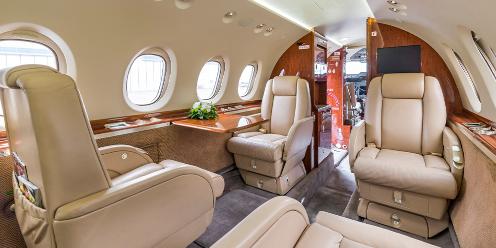 hawker_750_2.jpg hawker_750_2.jpg