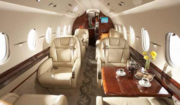 Hawker 4000