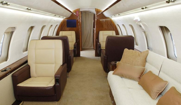 Bombardier Challenger 600