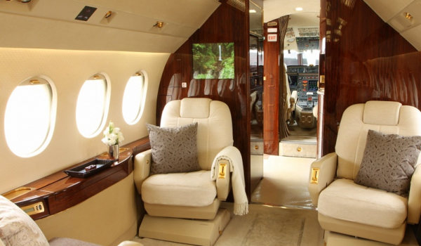 Dassault Falcon 900C