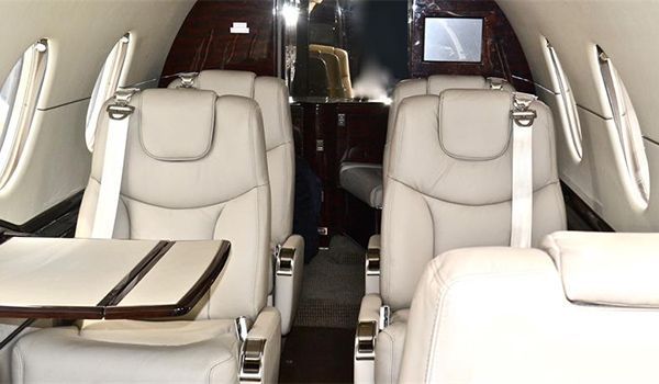 Hawker 400XP