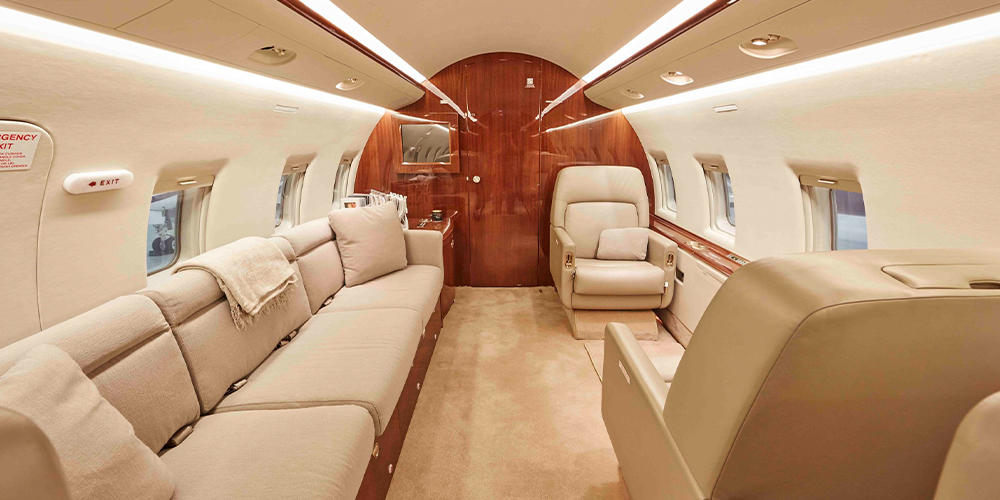 challenger_604_5.jpg challenger_604_5.jpg