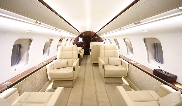 Bombardier Challenger 605