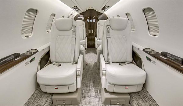 Bombardier Learjet 75